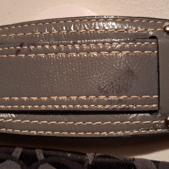 Authentic Coach handbag - Picture 10 of 10